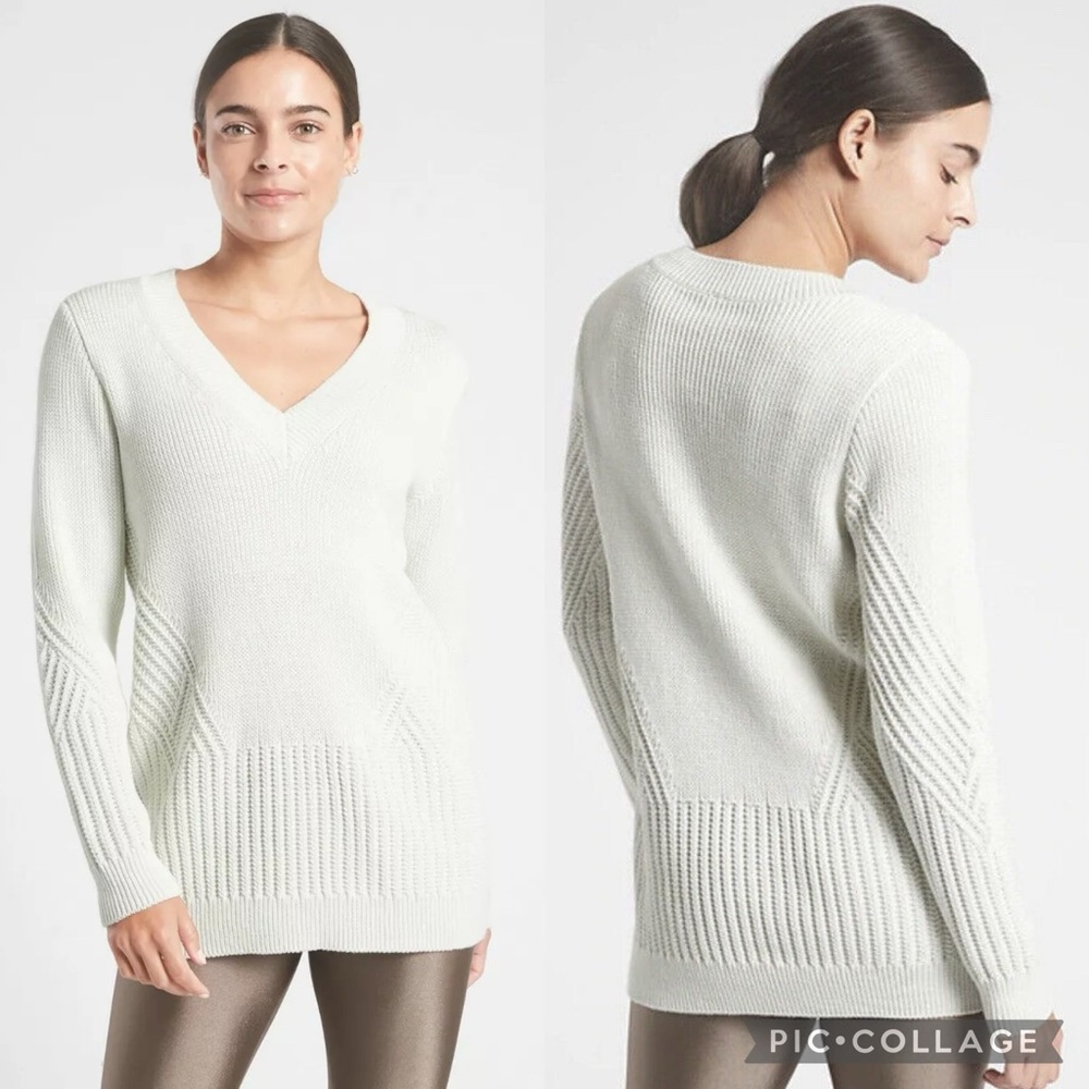 Athleta | Dove Off White Teton V-Neck Sweater